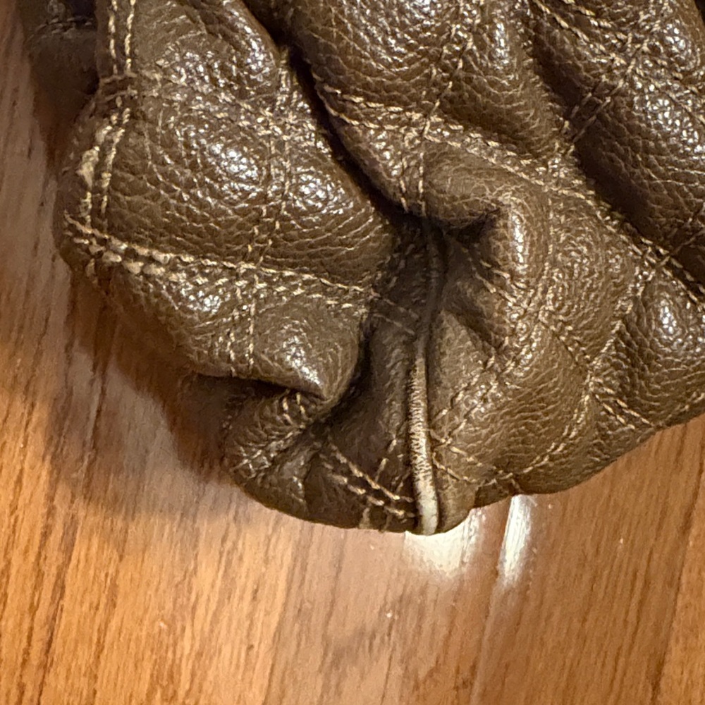 Marc Jacobs Quilted Leather Satchel in Brown with Gold Hardware - Picture 5 of 11